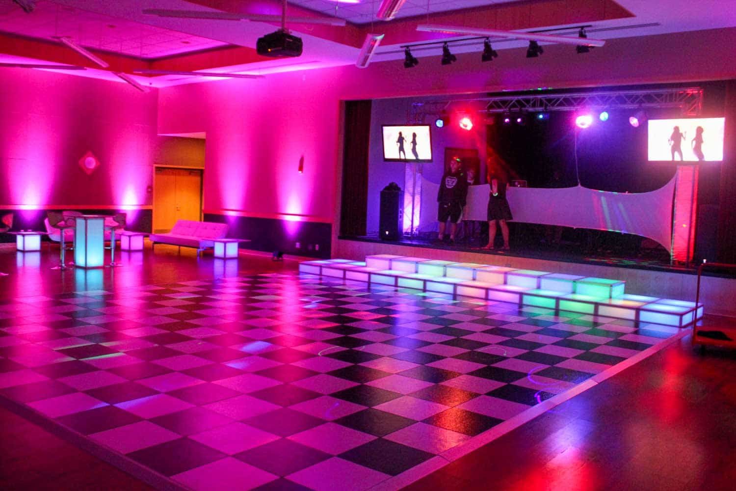 Stage Set Ups