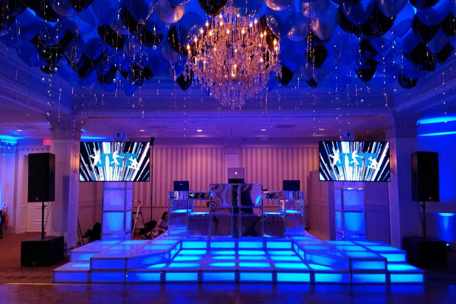 Stage Set Ups