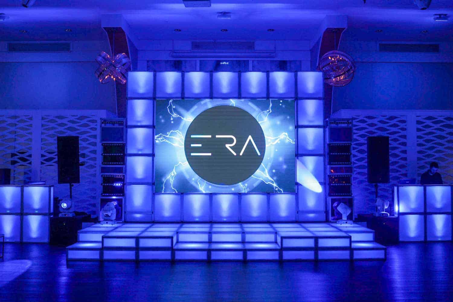 Stage Set Ups
