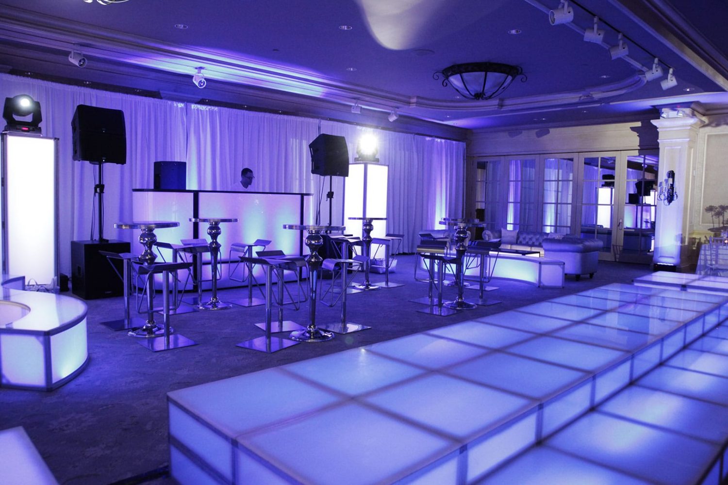 Stage Set Ups
